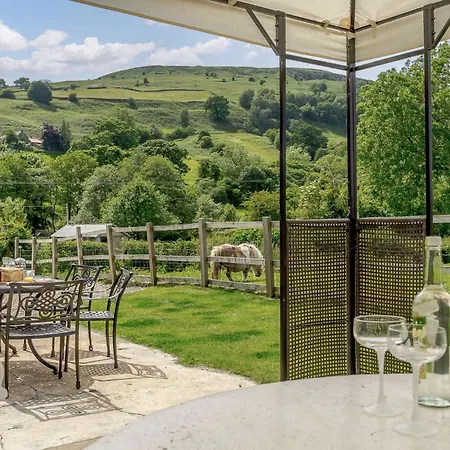 3 Bed In Helmsley 72267 Chop Gate